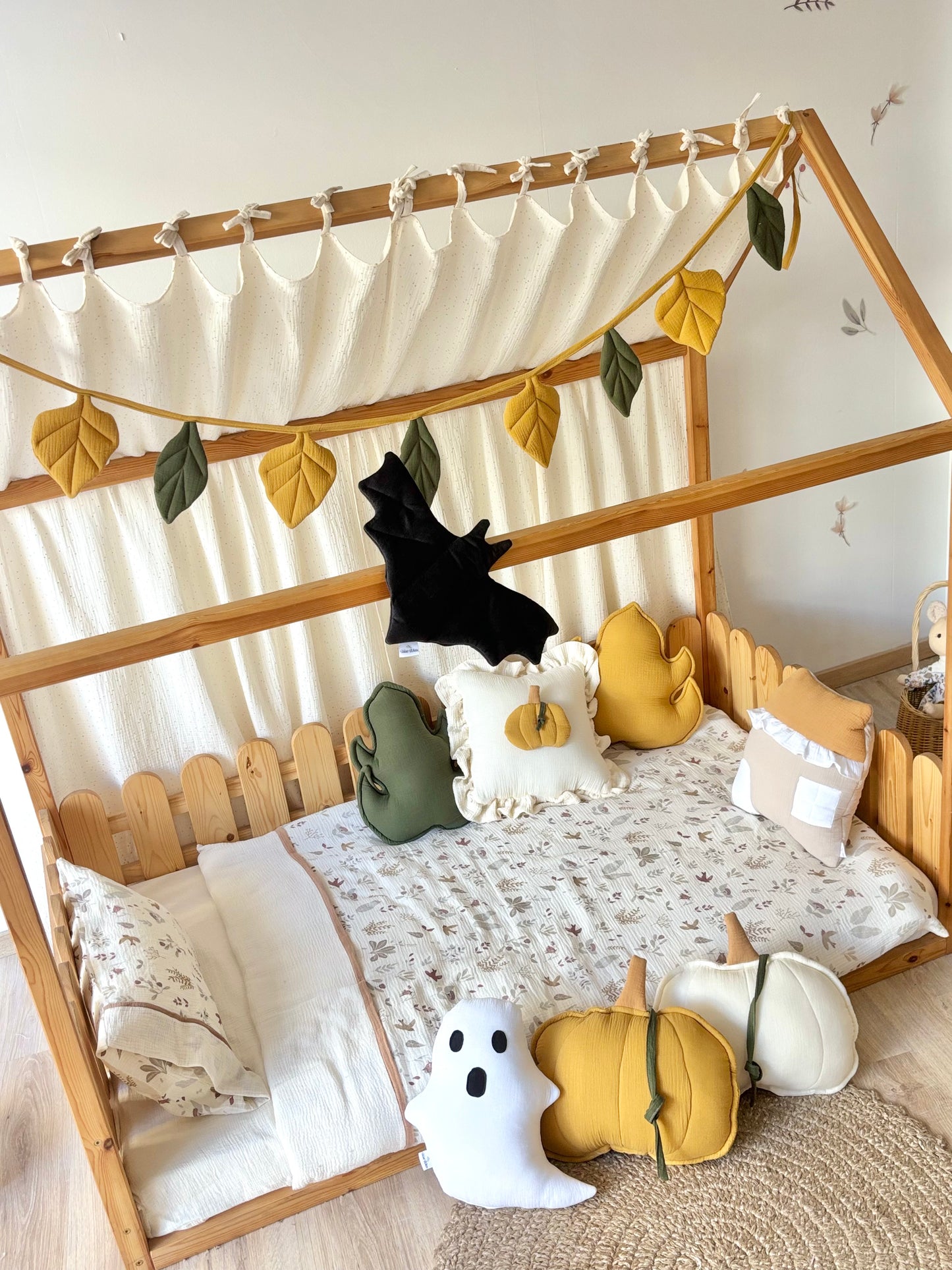 Handmade Cotton Halloween Pillows: Kids Room Decor