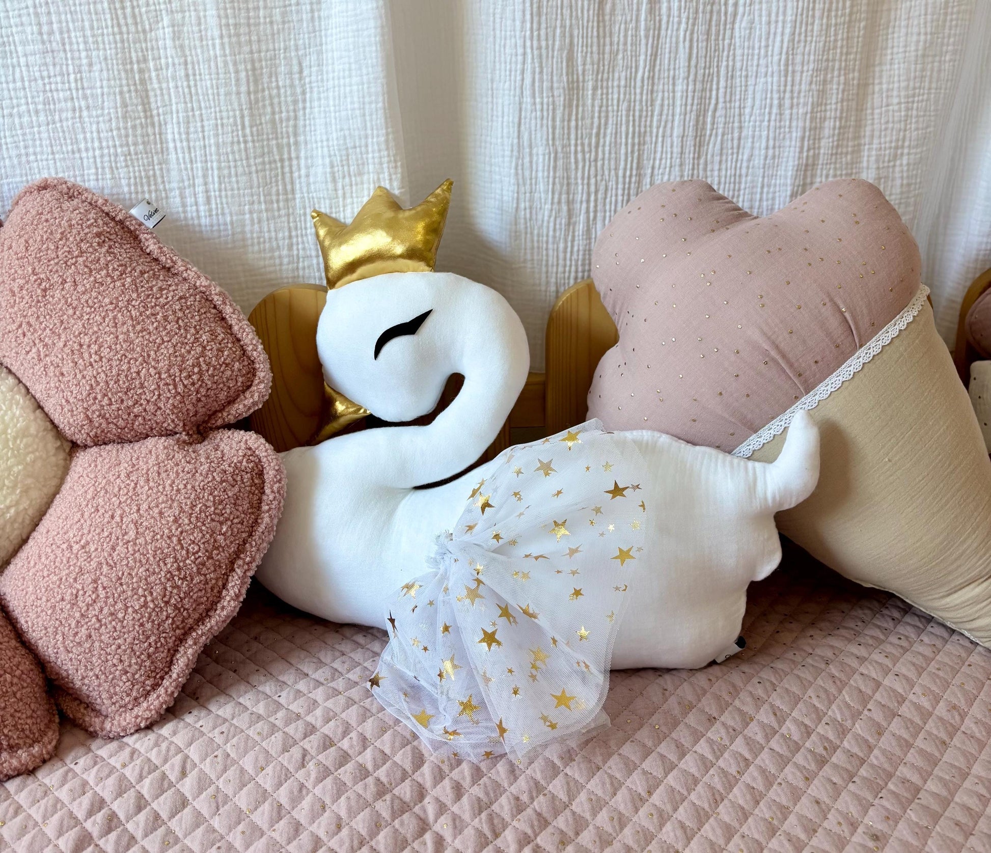 Kids Decorative Flower, Romantic Themed Children's Room