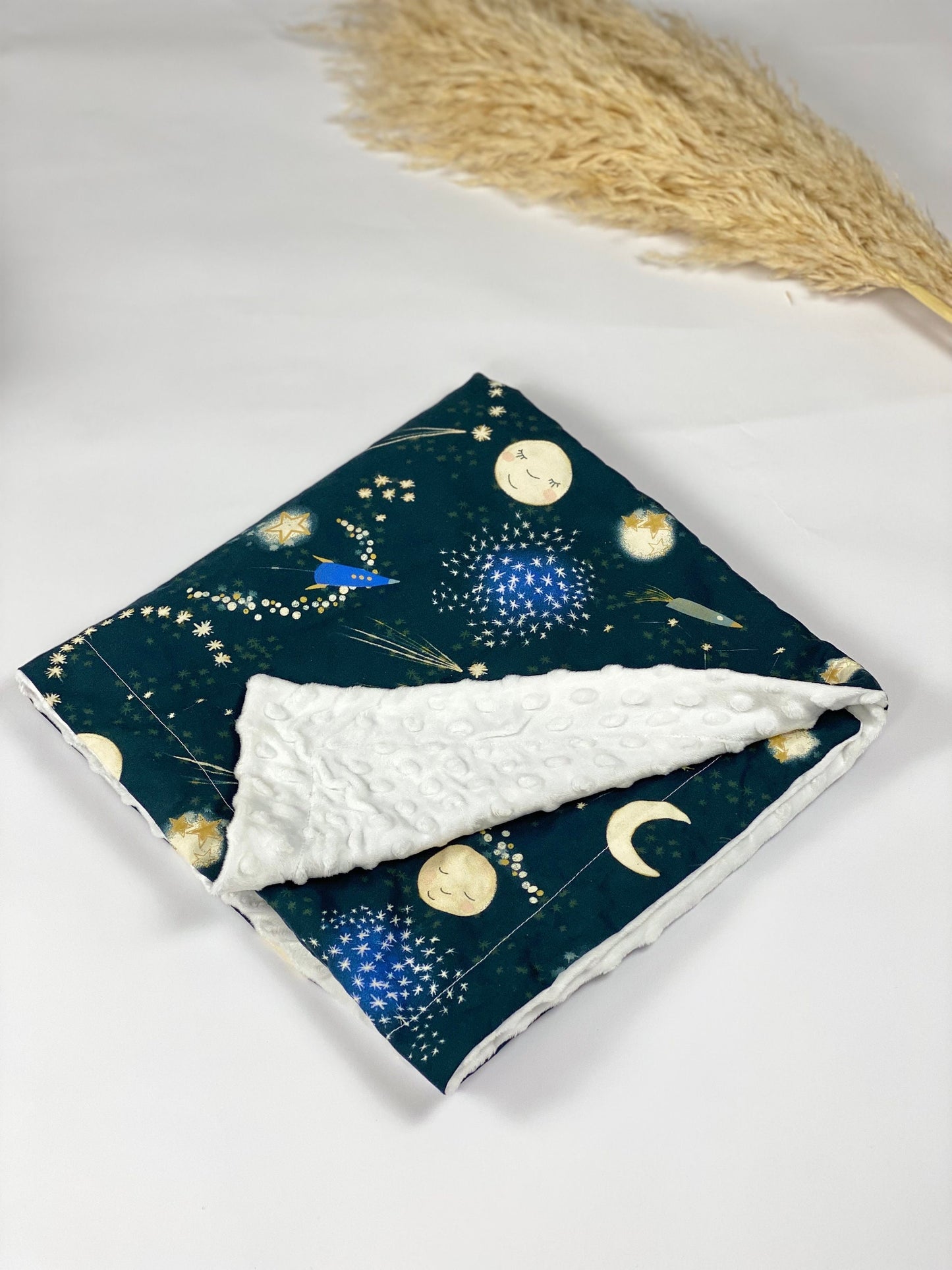 Baby gift box packed eco-friendly,Newborn essentials,Baby Shower Gift,Gift for new parent, Christmas gift, Maternity essential