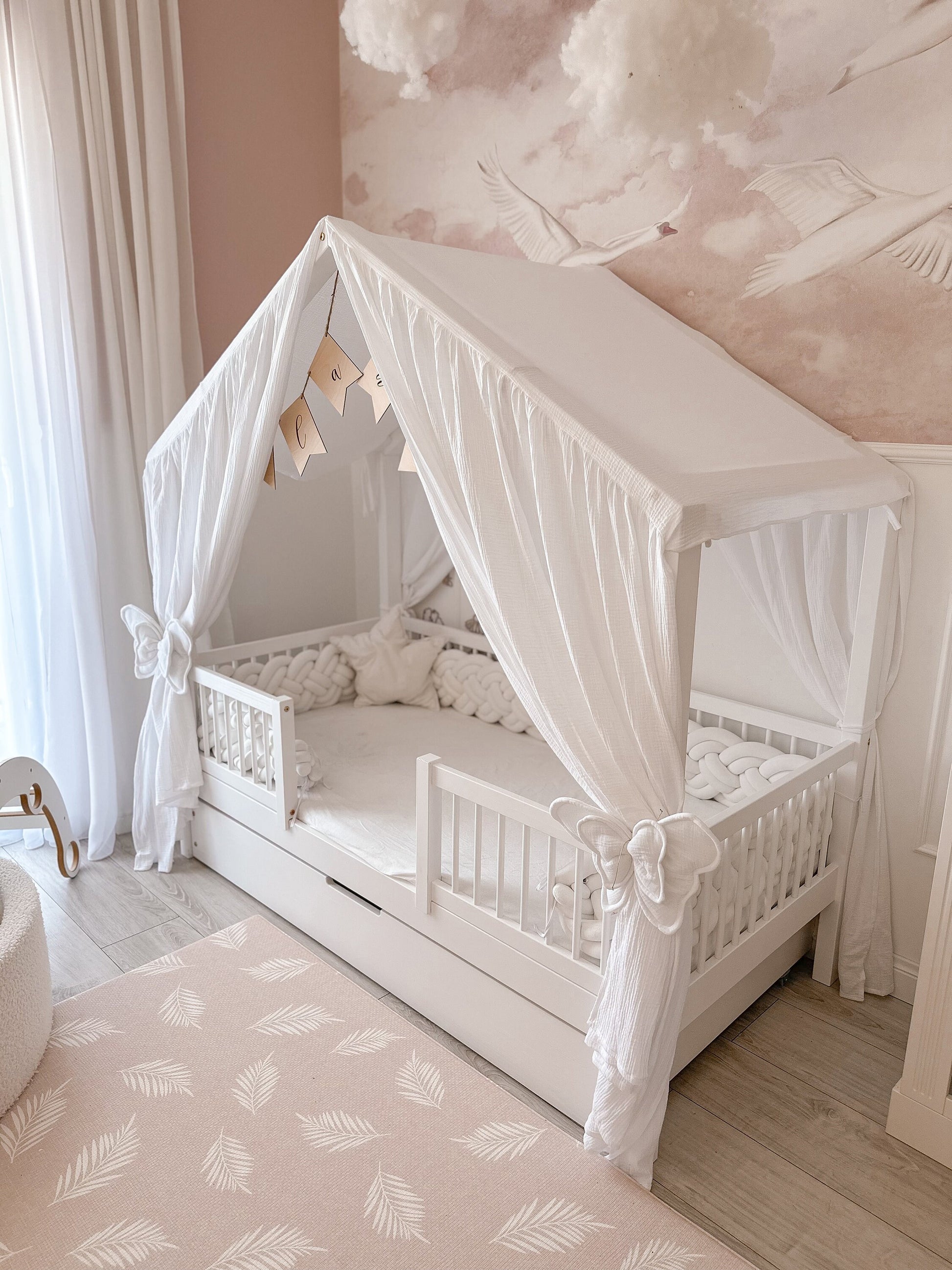 White / Golden Dots: White muslin canopy with golden dots, dreamy canopy tent for girls’ room.